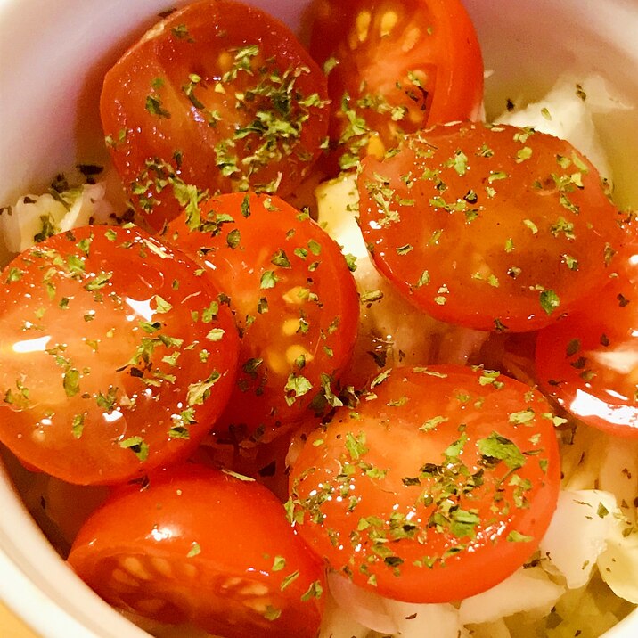 シンプル野菜のサラダ●プチトマト＆キャベツのサラダ